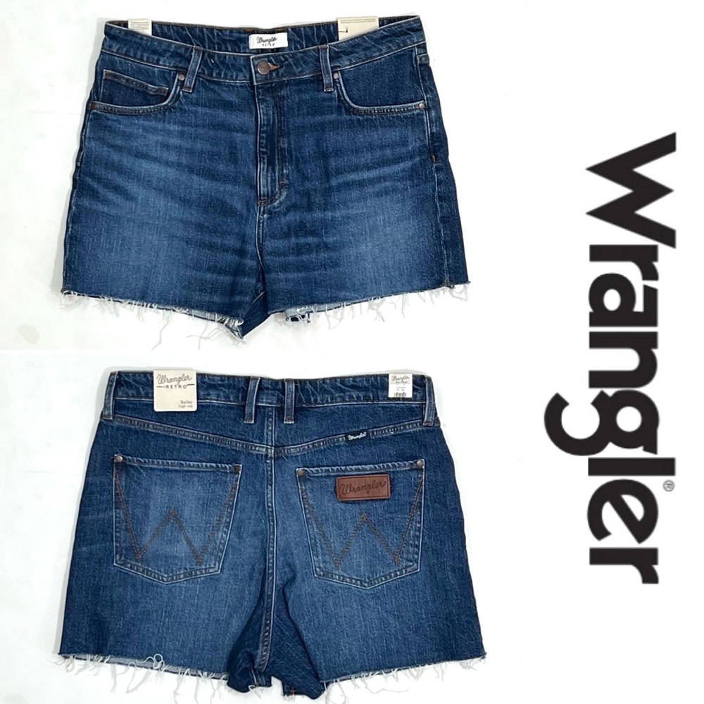 Wrangler Women’s Retro Bailey Jean Shorts with Frayed Hem